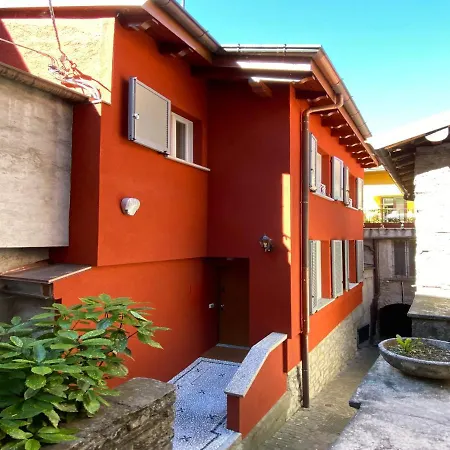 Casa Leonica * Torno